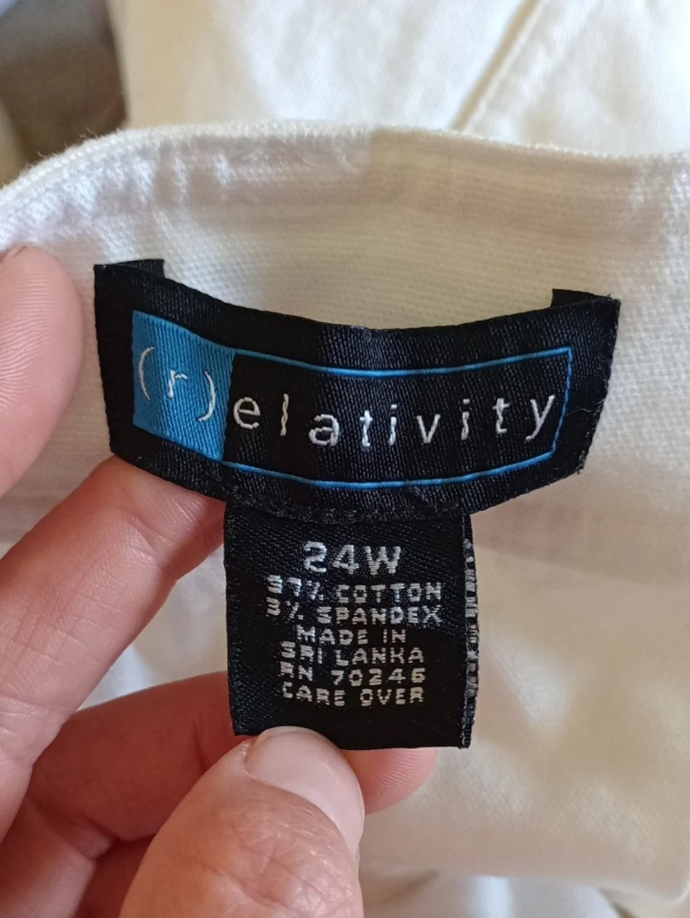 NWT Relativity Capris - Picture 7 of 7